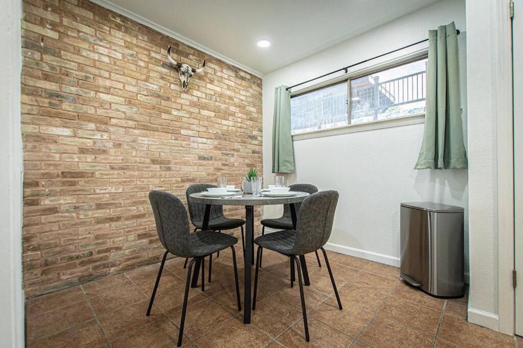 Downtown Austin Suite Retreat Buitenkant foto